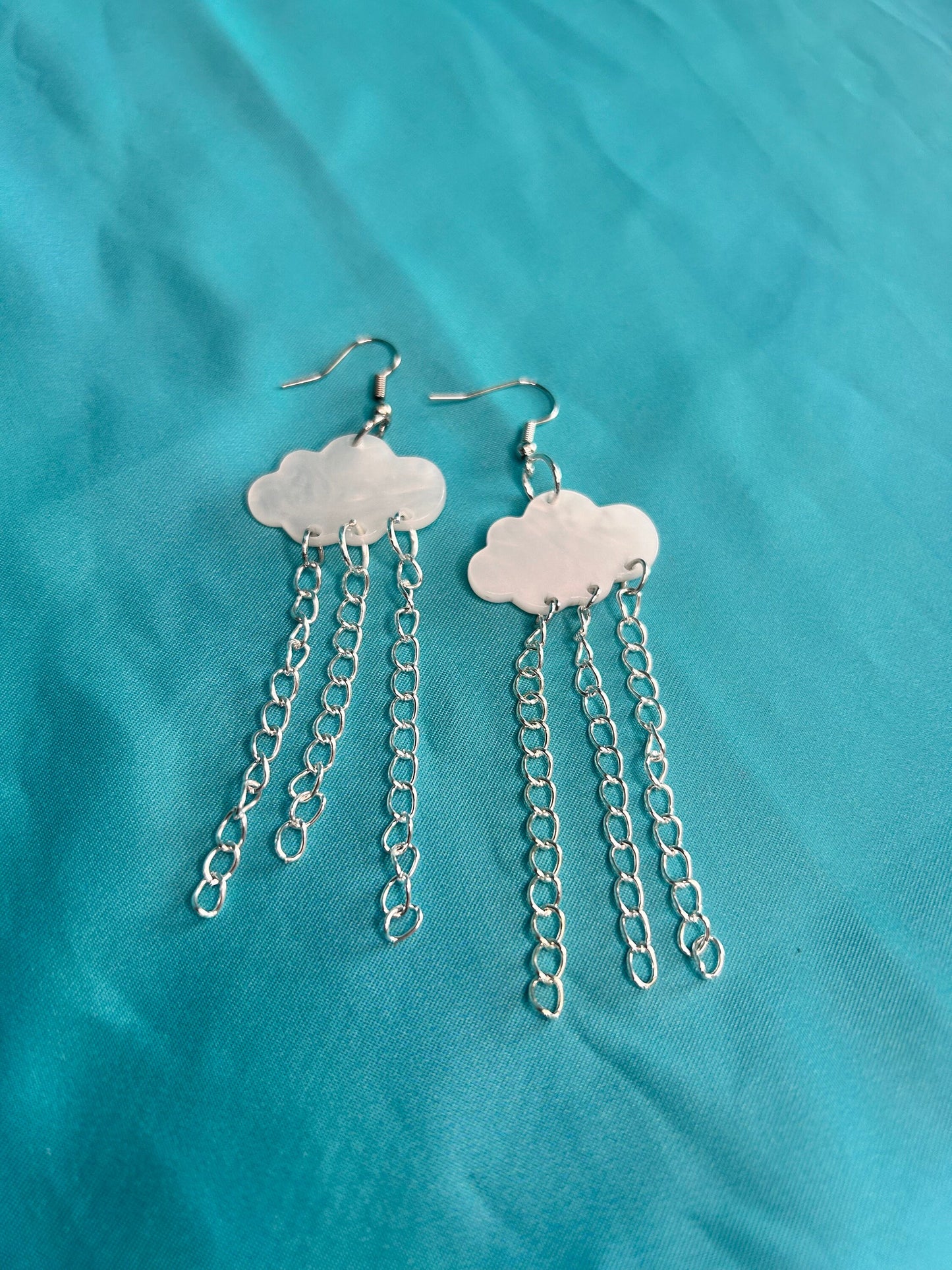 Cloud Earrings | Pearleascent with Dangle Chain Rain