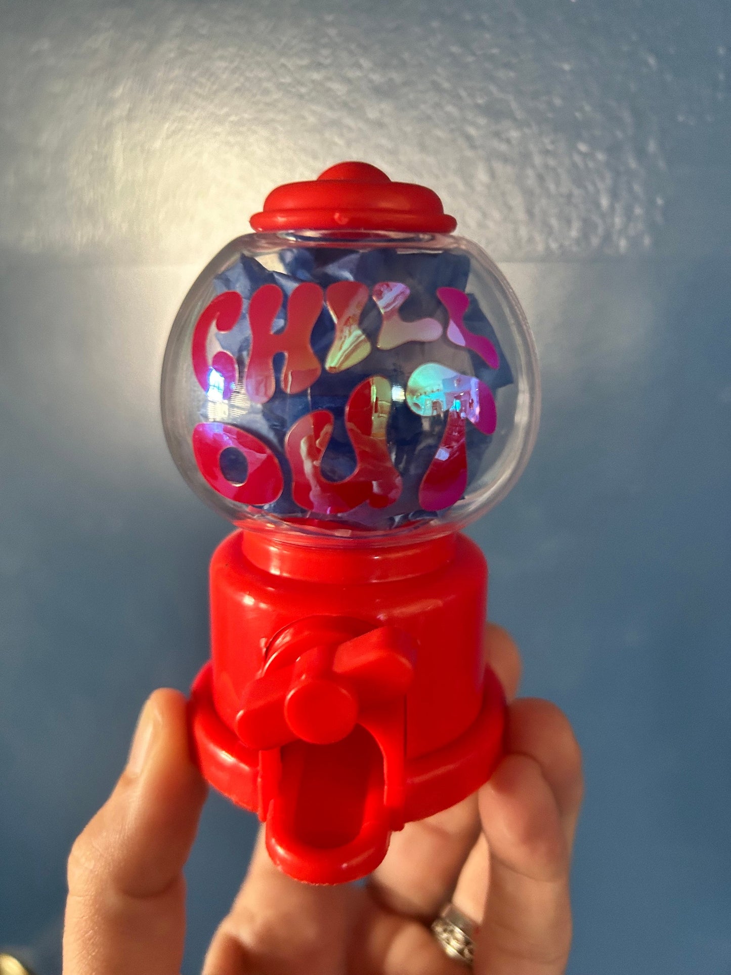 Chill Out Candy Dispenser: Desktop Pill Organizer