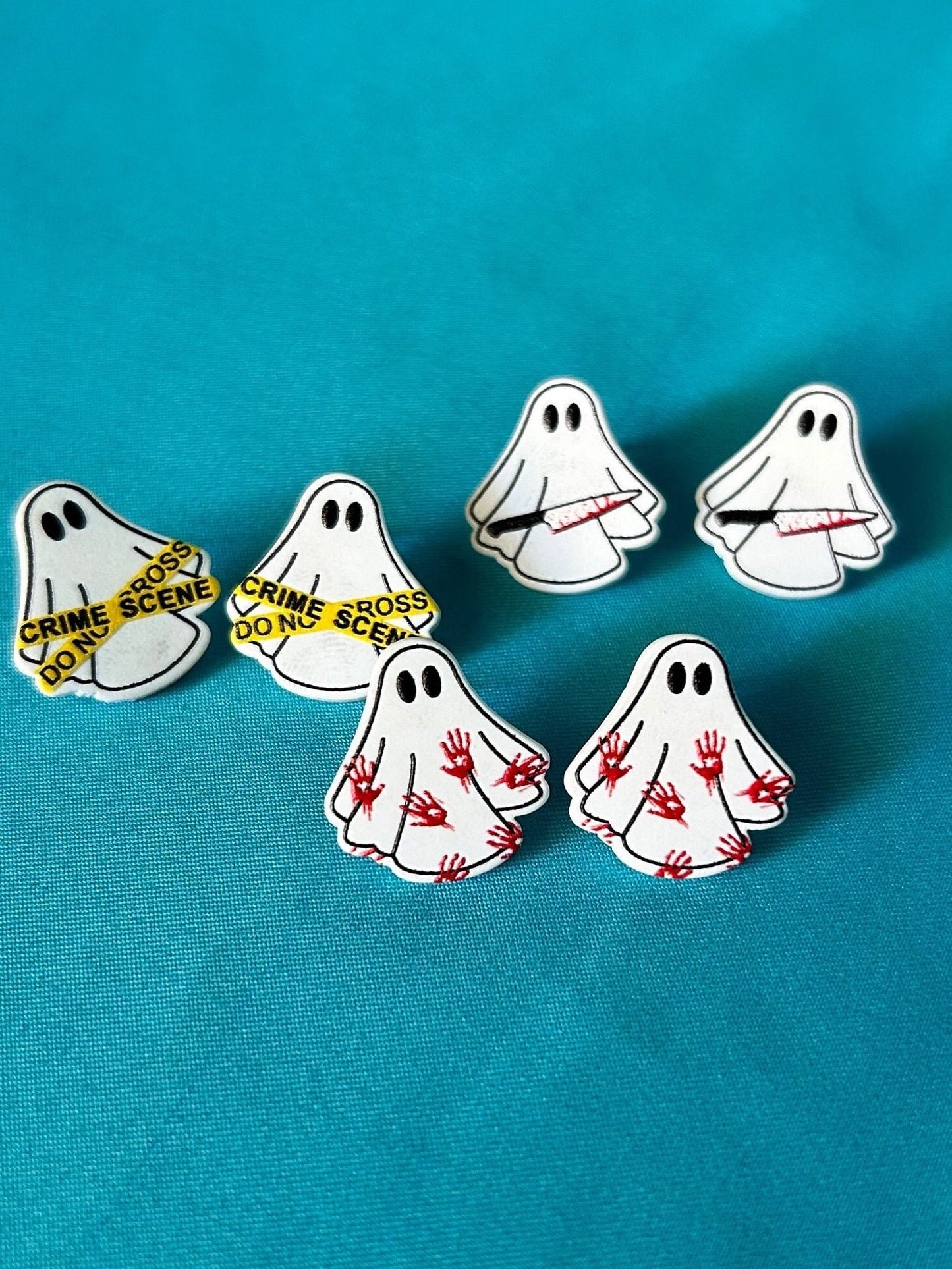 Acrylic Ghost Stud Earrings: Spooky Halloween Posts